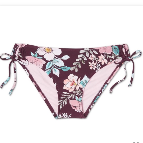 NWT’s Bundle of 2 Women’s Bikini Bottoms - Picture 2 of 7